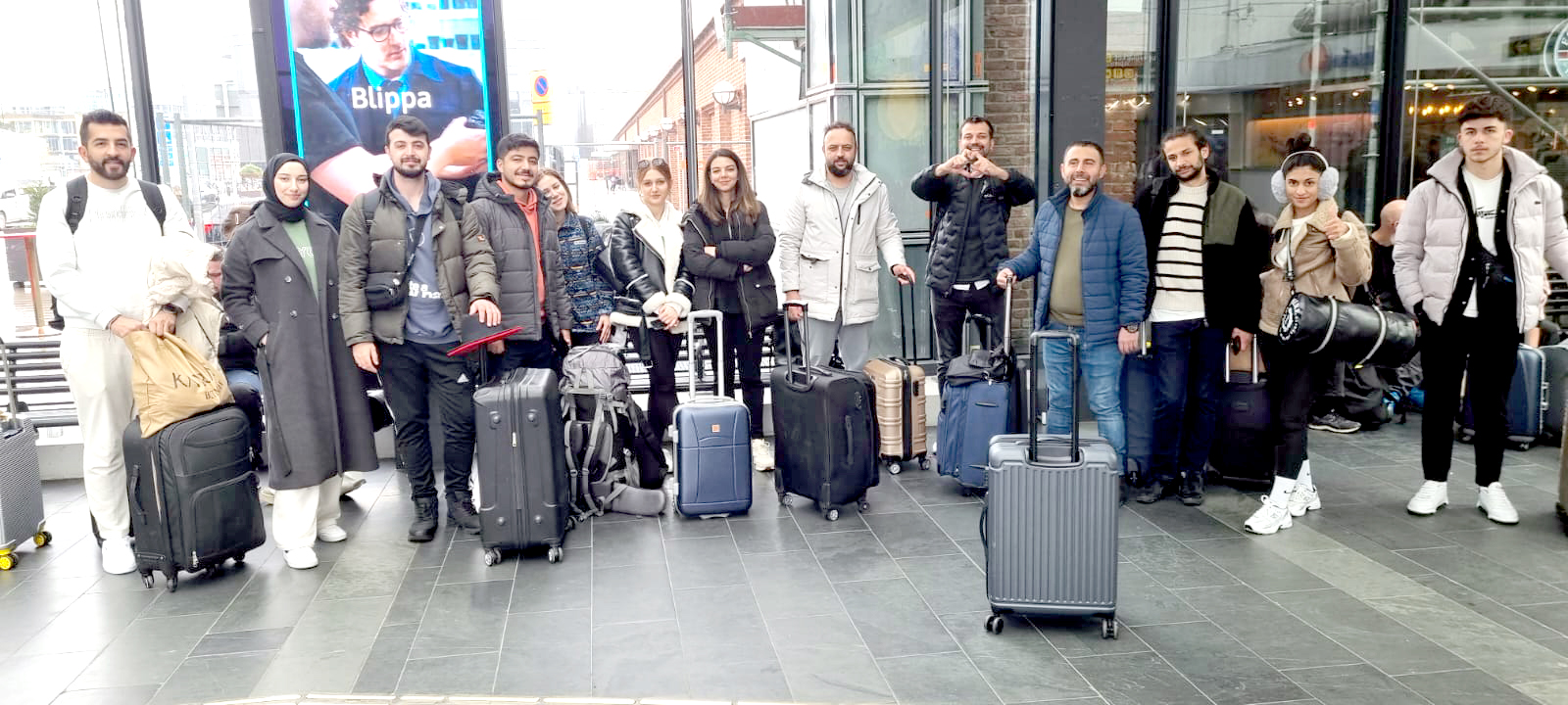 Batmanlı Gençler İsveç’ten döndü