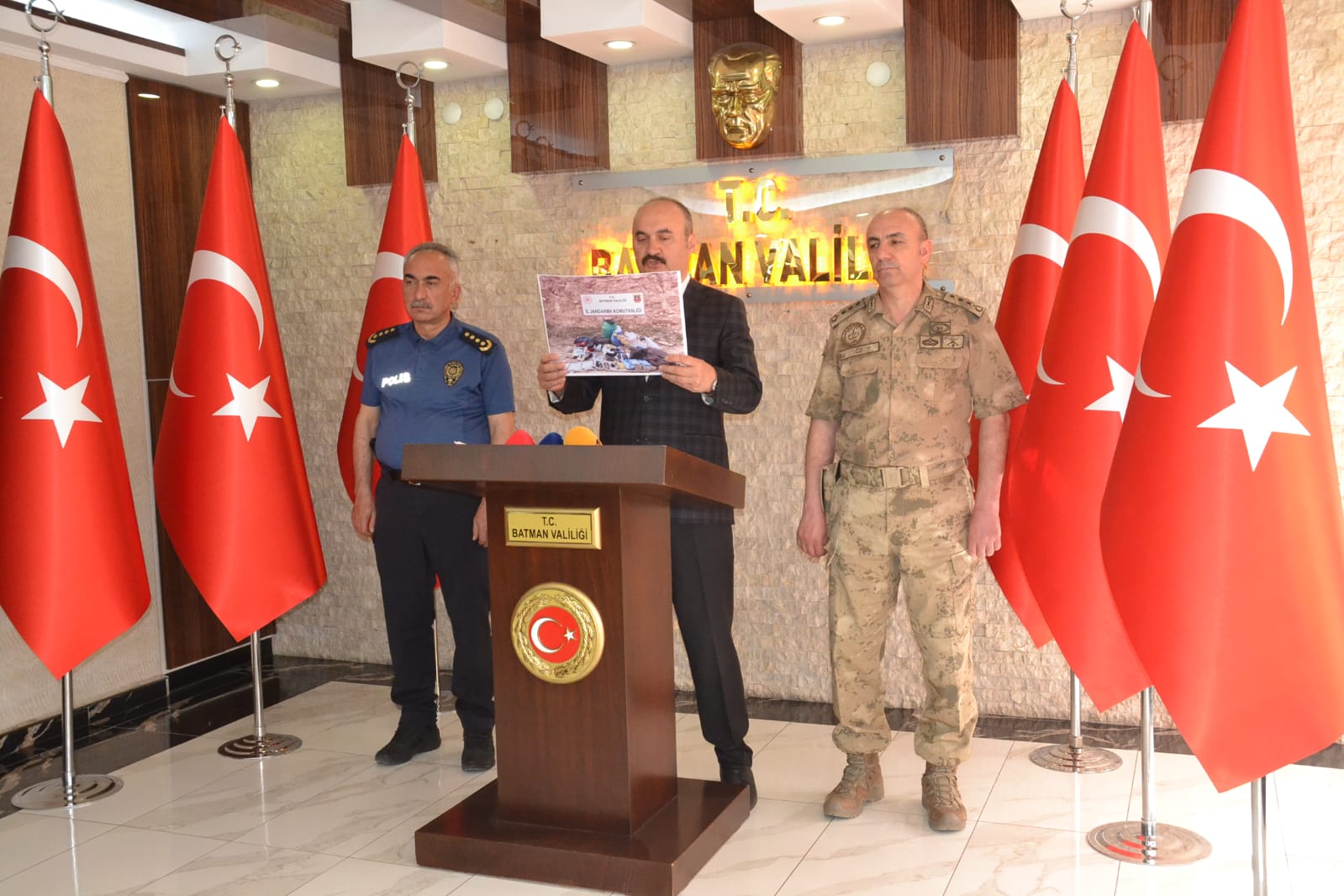 Vali Canalp açıkaladı! Mücadele kararlılıkla sürecek