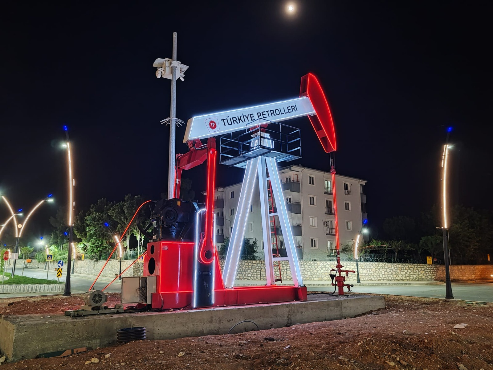 Batman girişine yeni anıt