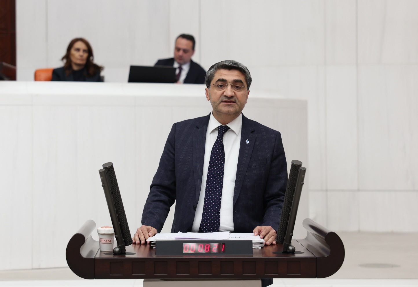 Ekmen: Veriler ortada, en az %30 asgari ücret zammı şart