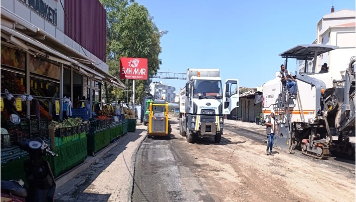 4 mahalleyi birbirine bağlayan yol asfaltlandı