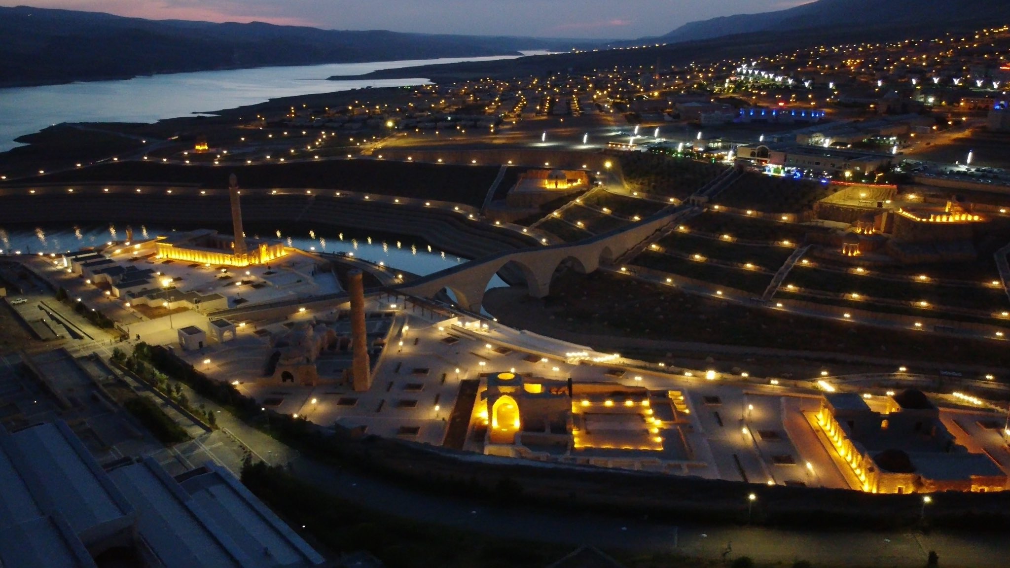 Hasankeyf’te gece ışıkları tarihle buluştu