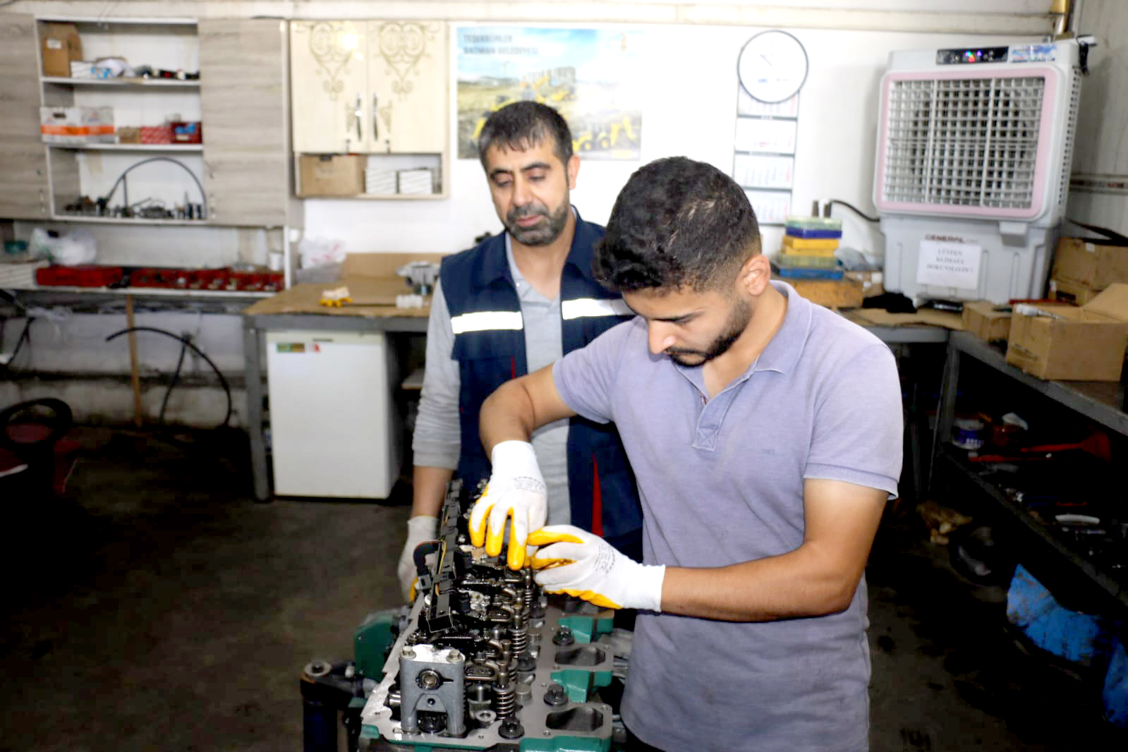 Batman Belediyesinden öğrencilere destek