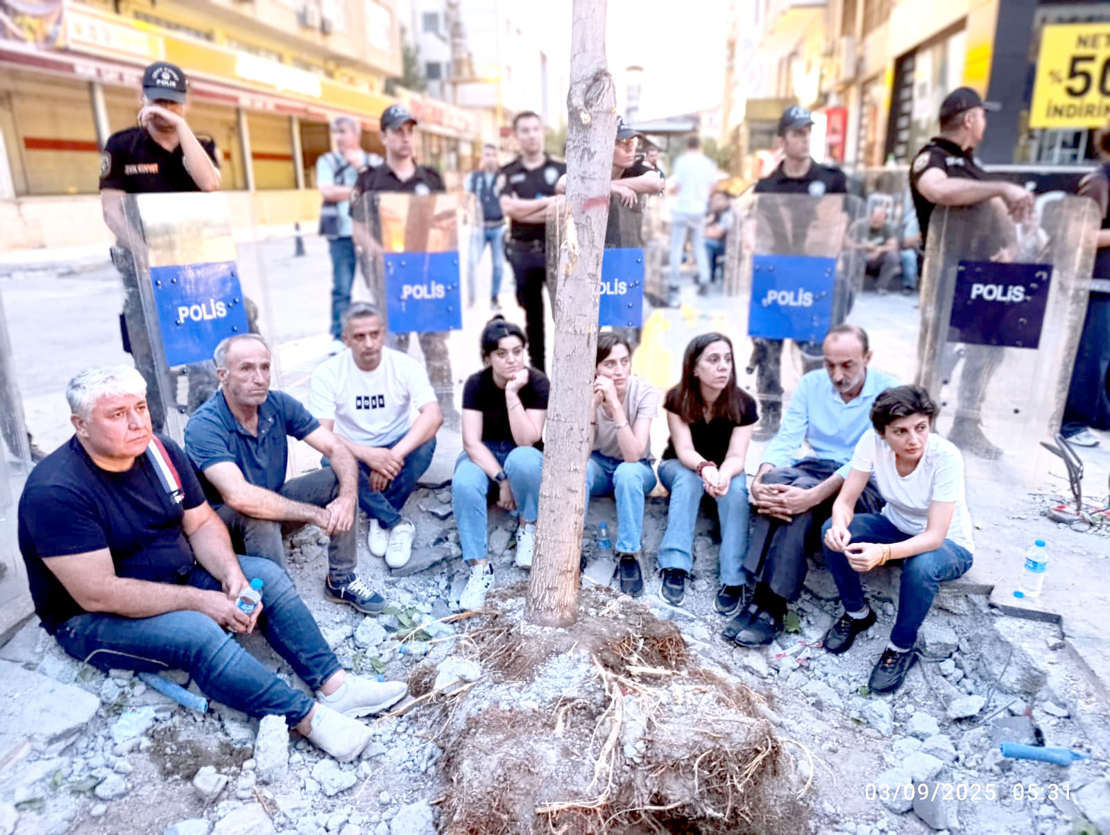 Batman’da ağaç sökümü gerilimi sürüyor