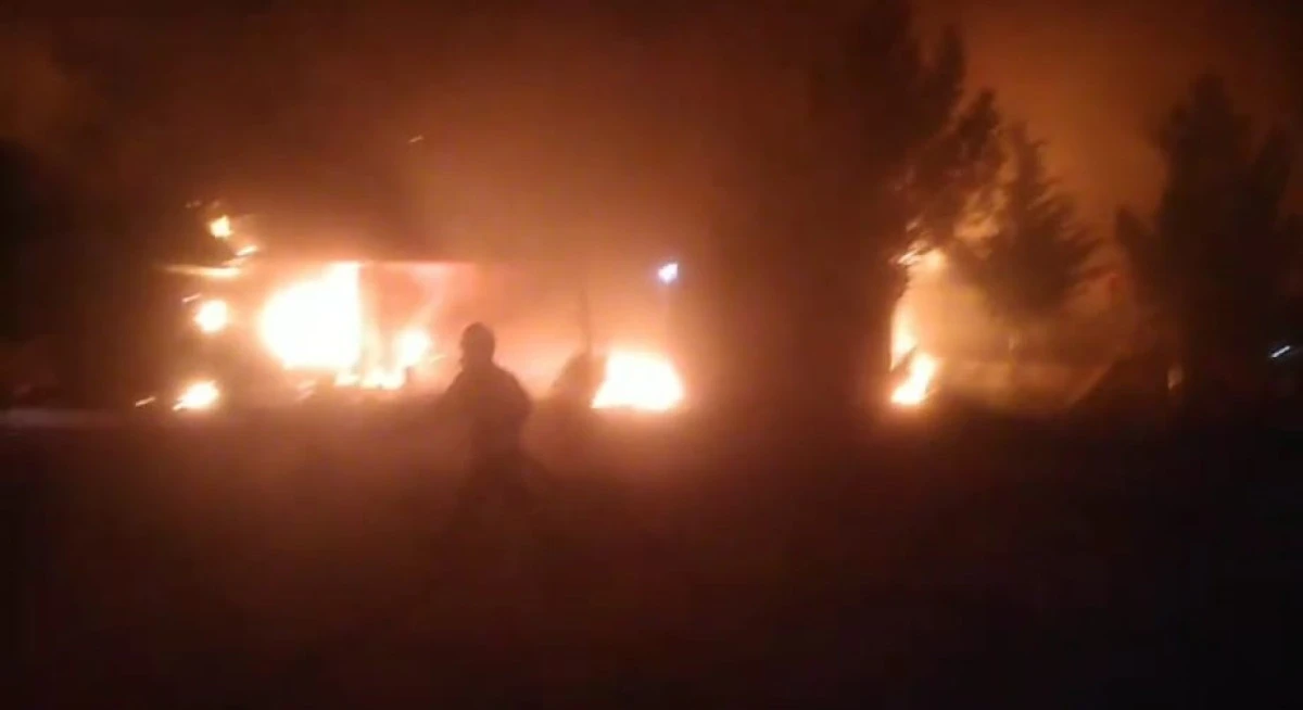 Batman’da iş yeri küle döndü