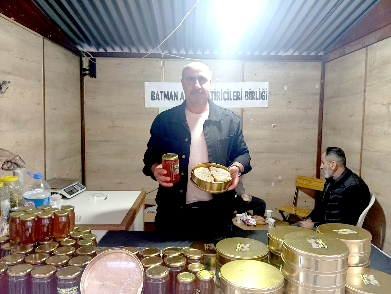 Organik Bal Uyarısı: “Vatandaşlar Sağlığını Ucuza Kaptırmasın”