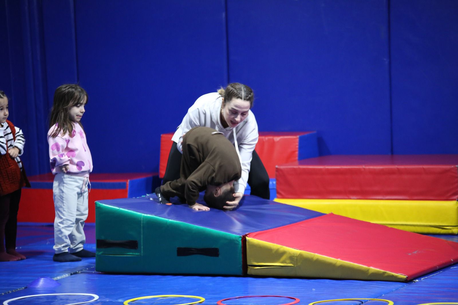 Batman’da 700 çocuk parkede ter döküyor