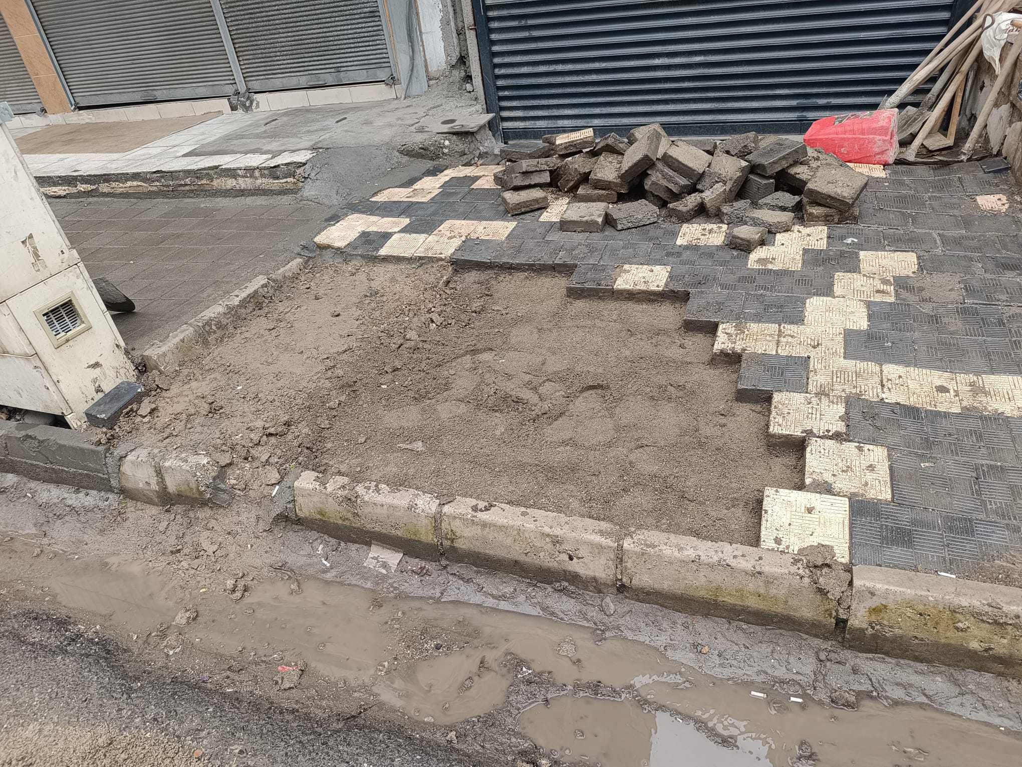 Belediye yol ve kaldırım seferberliği başlattı