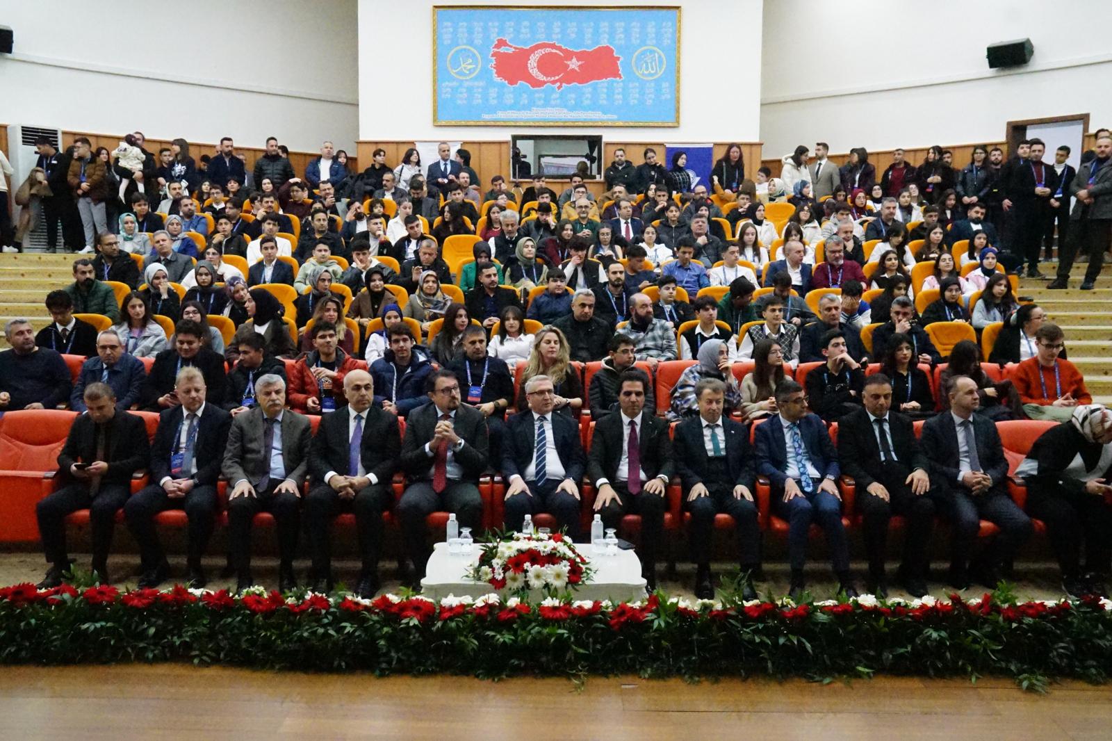 TÜBİTAK’ta Batmanlı öğrencilerden Madalya