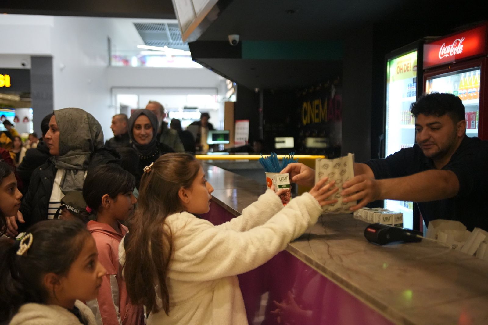 Batman’da çölyak çocuklara özel sinema şehnliği