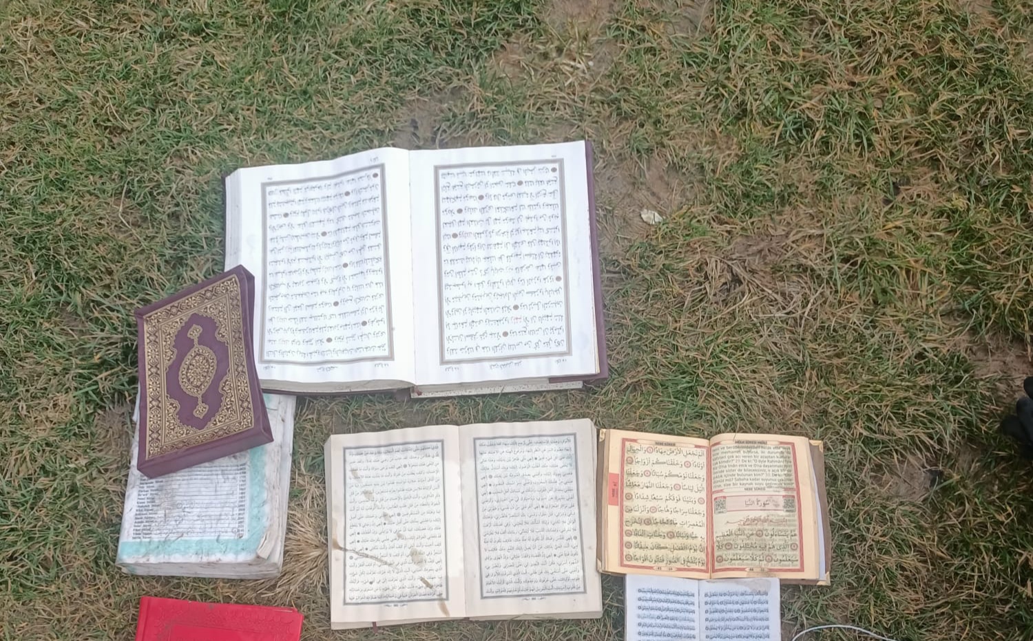 Batman iluh deresinde mukaddes kitaplar bulundu