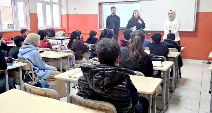 Batman Barosu’ndan geleceğin hukukçularına rehber