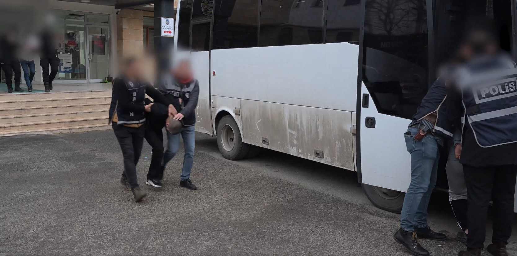 Batman’da maskeli kuyumcu soygununa 5 tutuklama