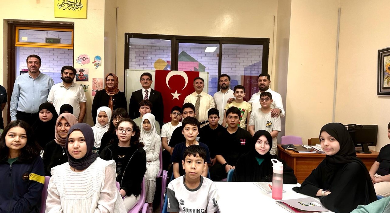 Rektör Demir Mekke’de Türk öğrencilerle buluştu