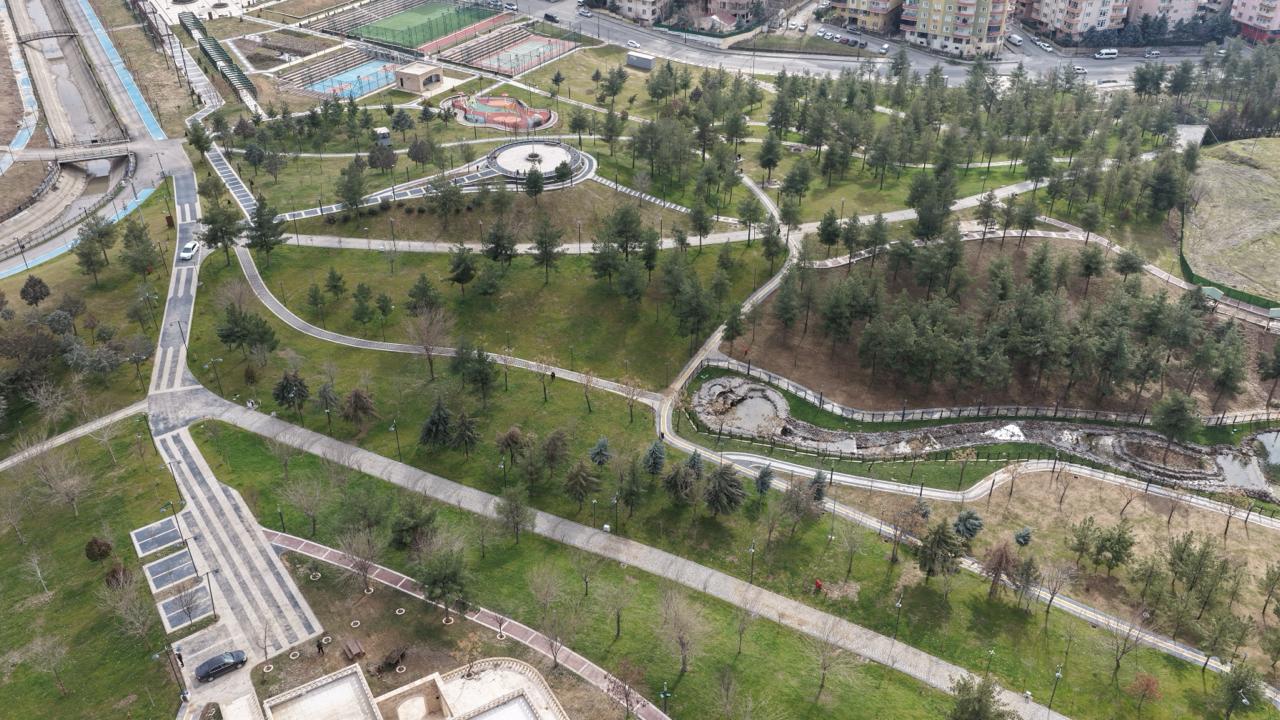 Batman Yaşar Kemal Kent Ormanı’nda büyük dönüşüm