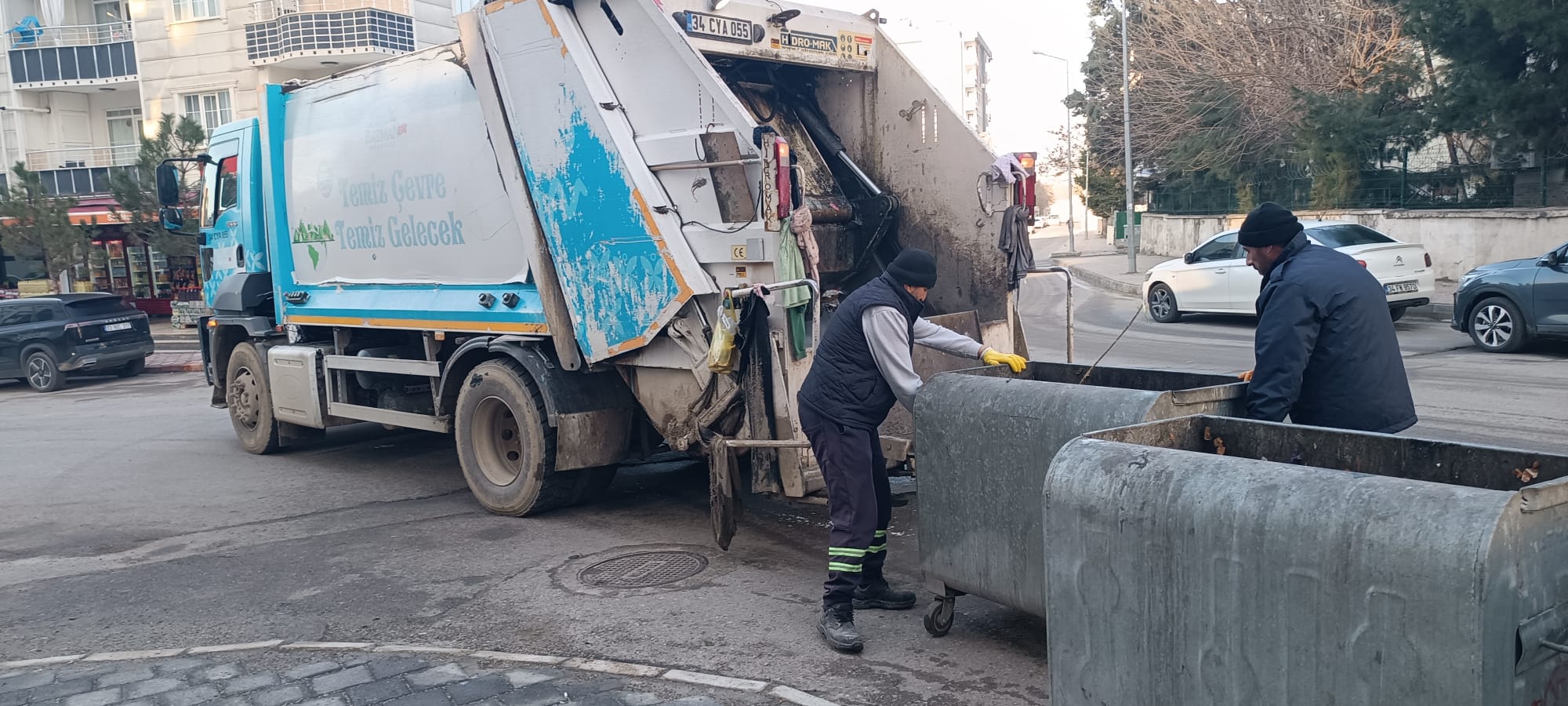Batman’da üç mahallede köşe bucak temizlik