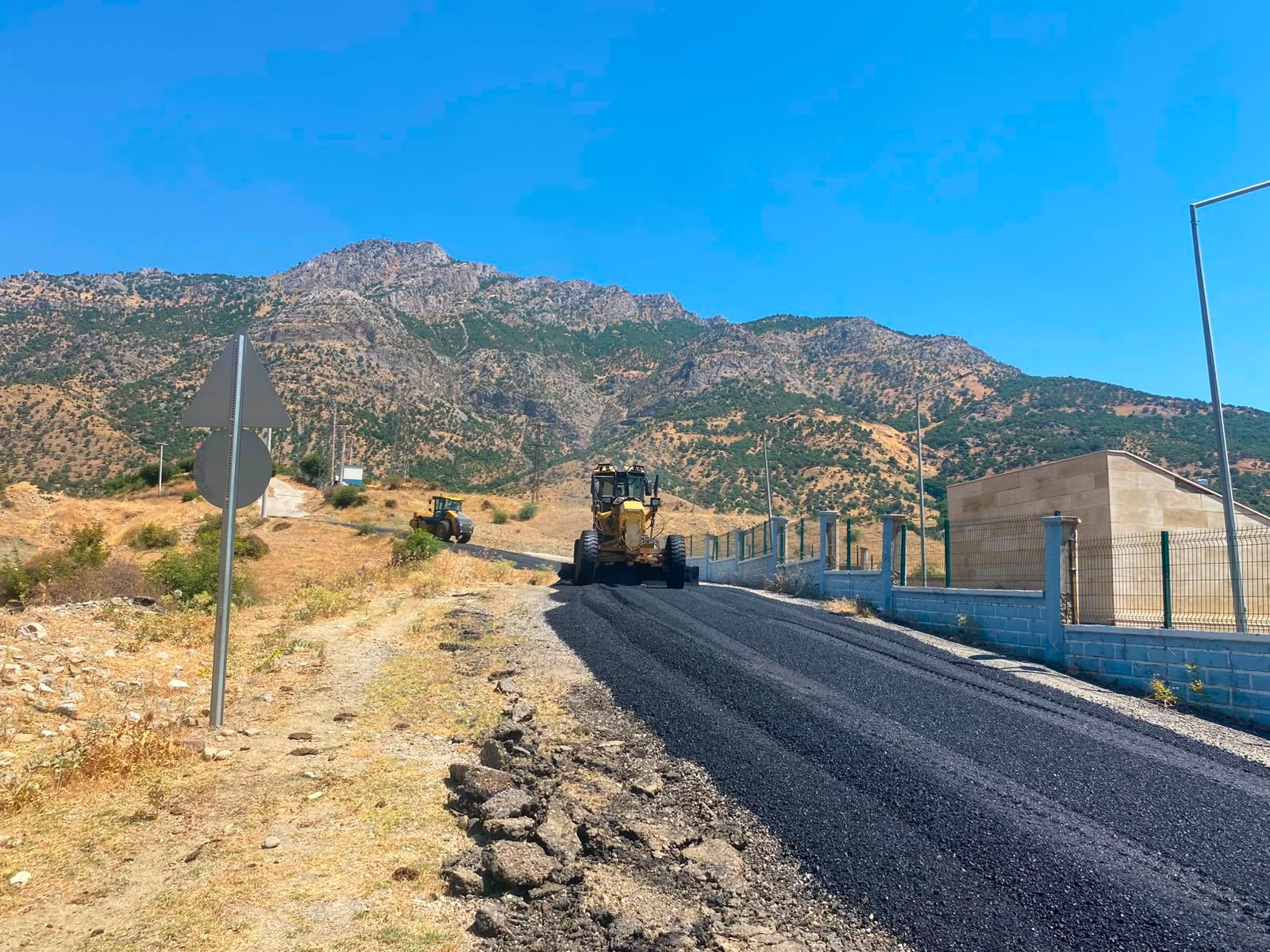 Sason’da Kavaklı-Ziyaret köy yolunda onarım tamamlandı