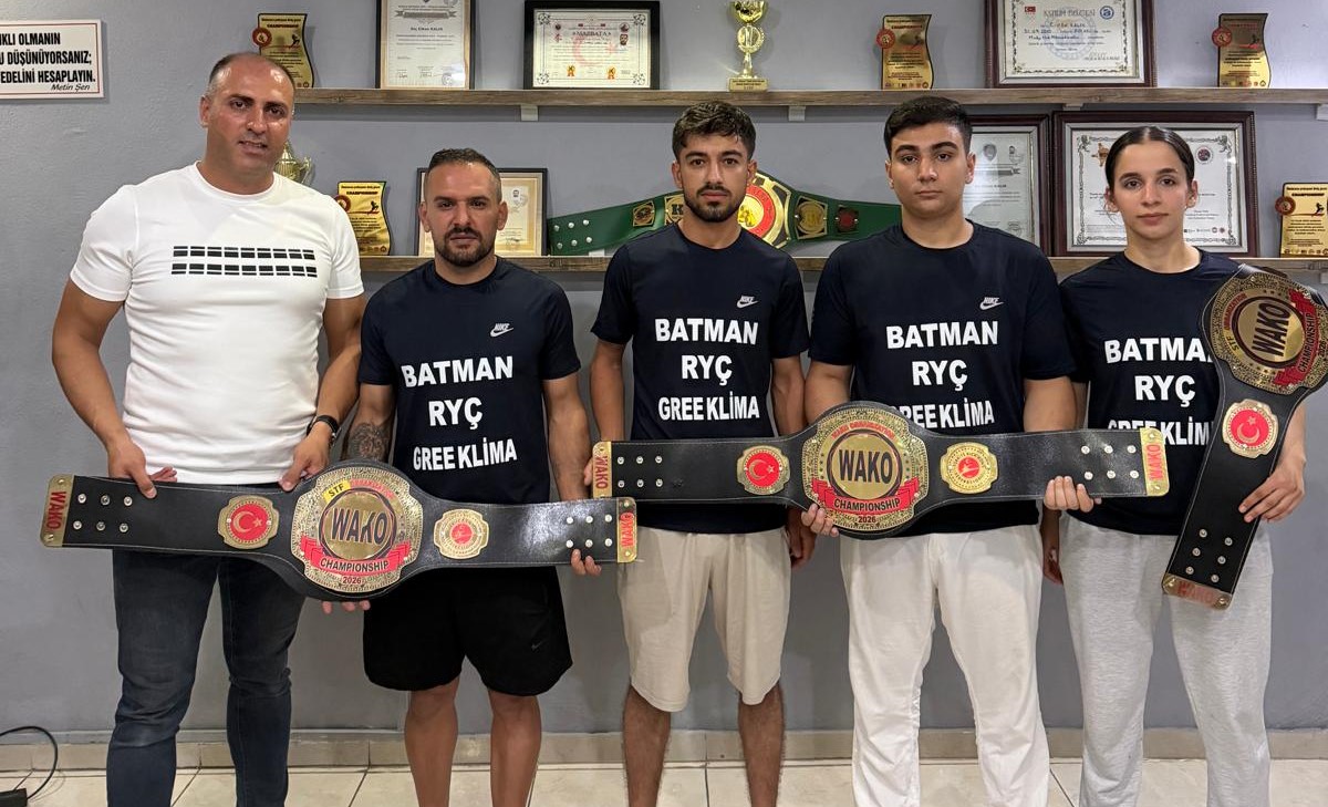 Batmanlı sporcular Kars’tan 4 altın kemerle döndü