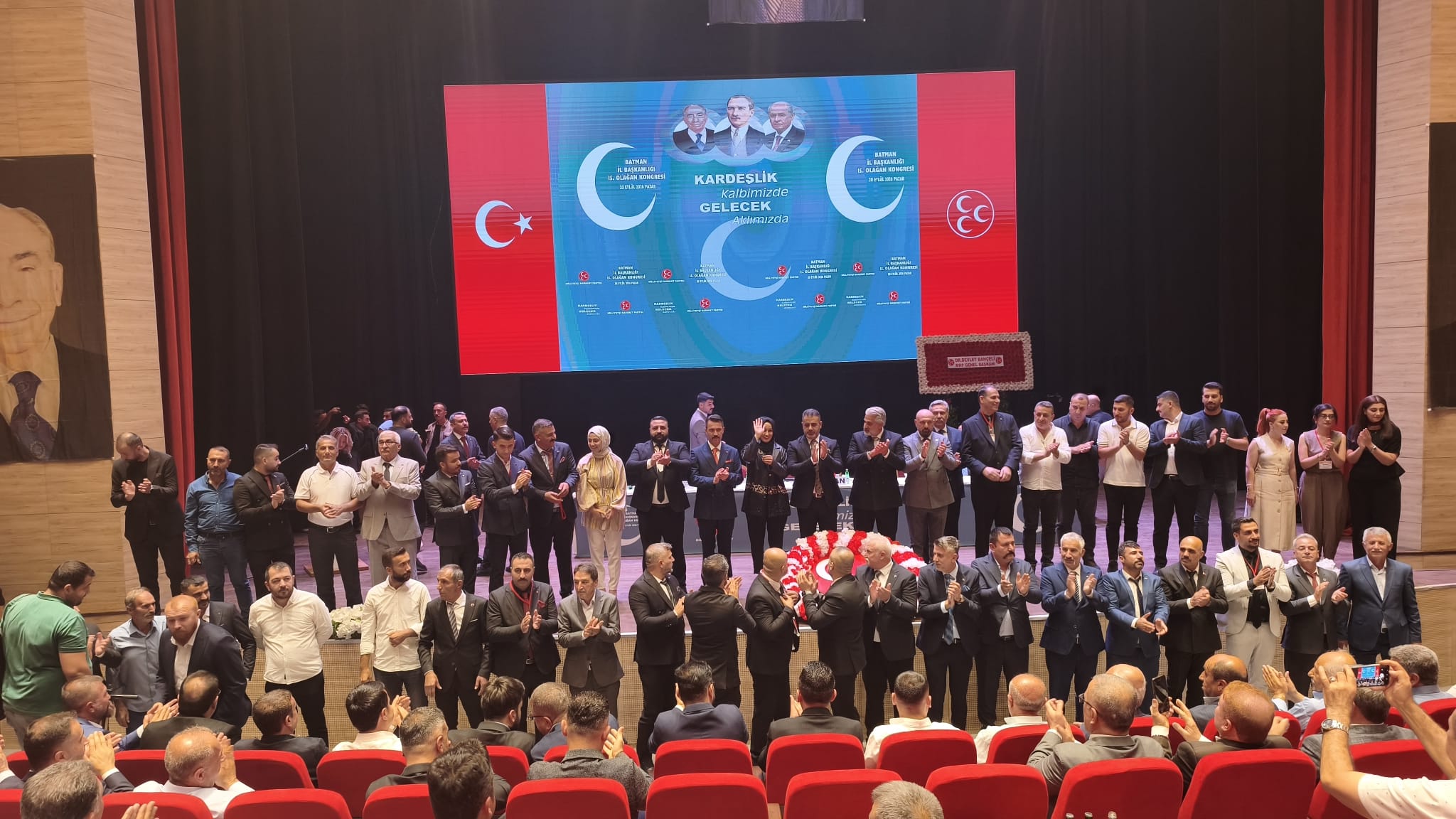 MHP Batman’da kongreye gitti