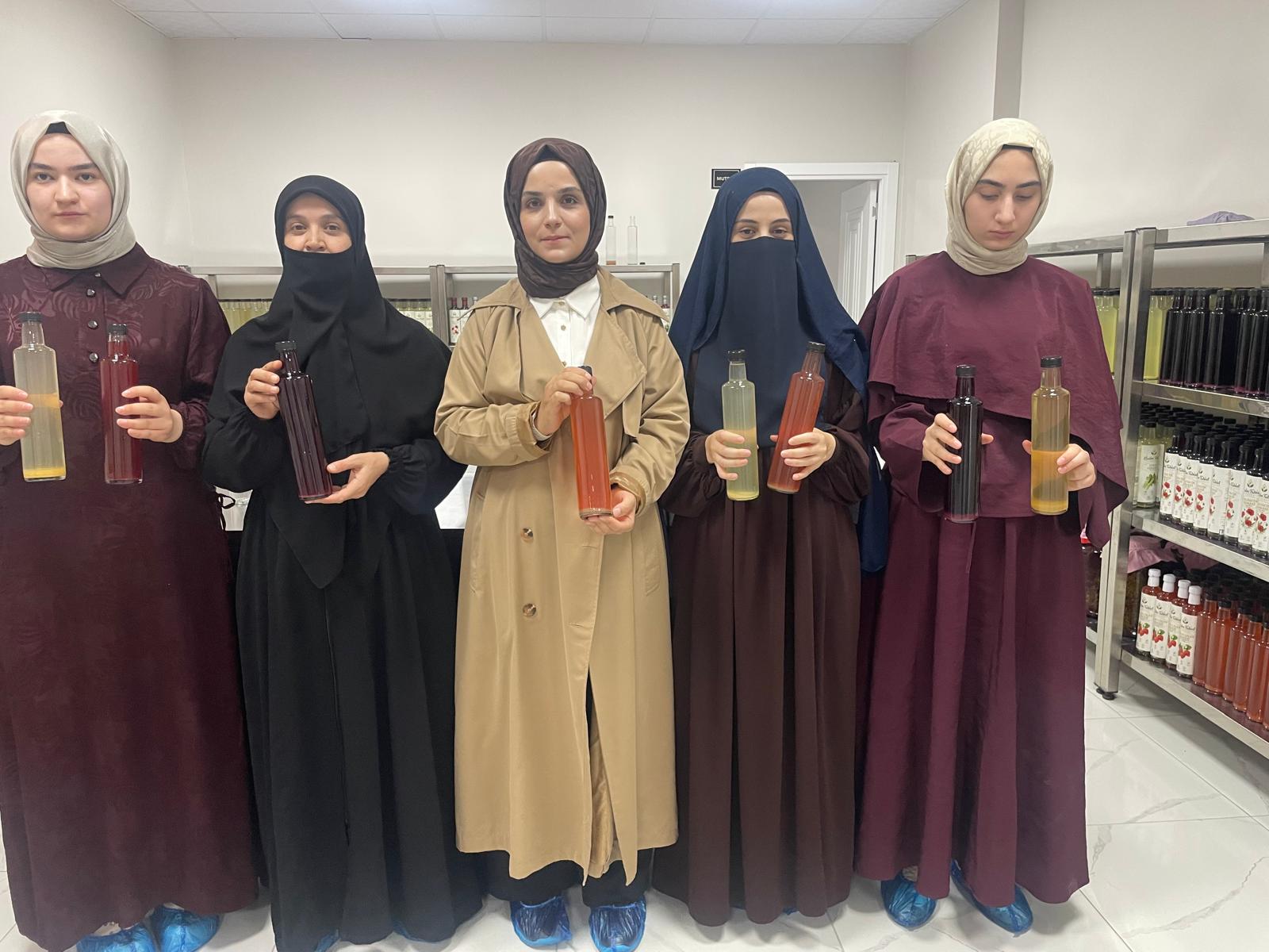 Batman’da bir araya gelen 7 kadın bakın ne üretiyor