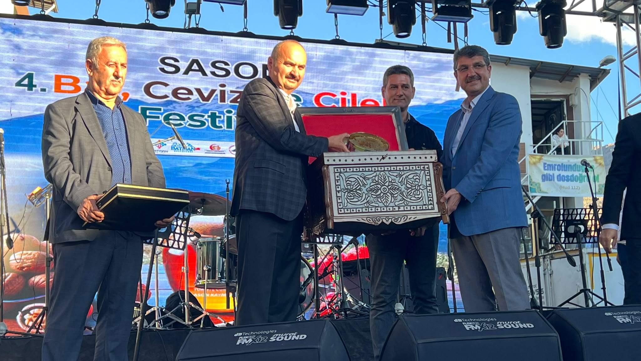 Sason balının fiyatı dudak uçuklattı! 1 kilosu 400 bin liraya satıldı