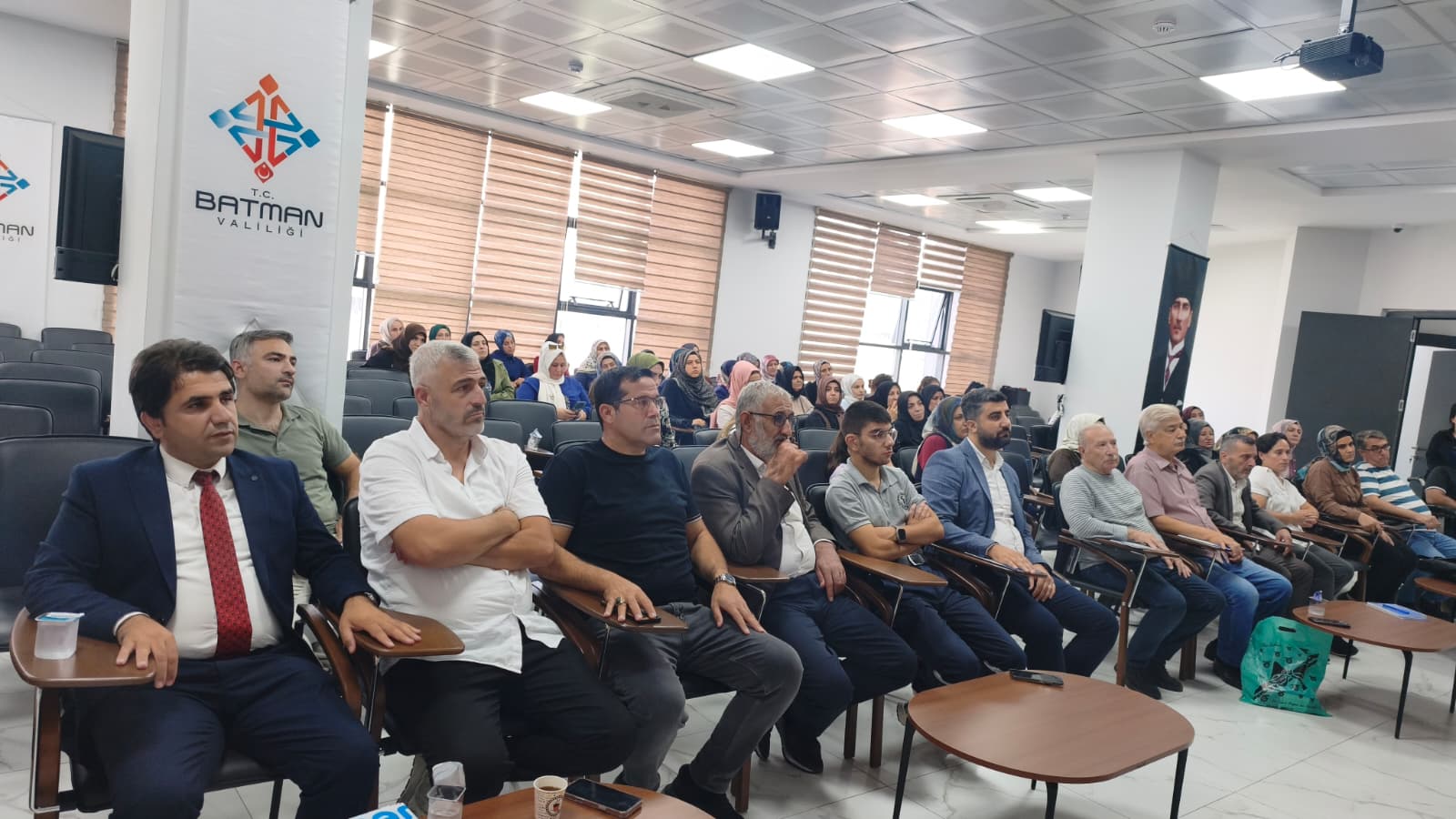 Batman’da STK temsilcilerine göz sağlığı eğitimi
