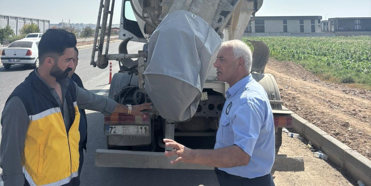 Batman’da beton mikserleri şimdi yandı